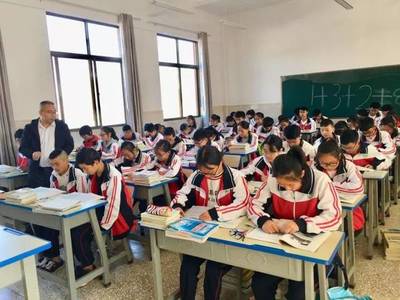 霸气!八中、九中合并为泸西县中枢镇初级中学,&ldquo;开学&rdquo;啦!新校园、新气象!